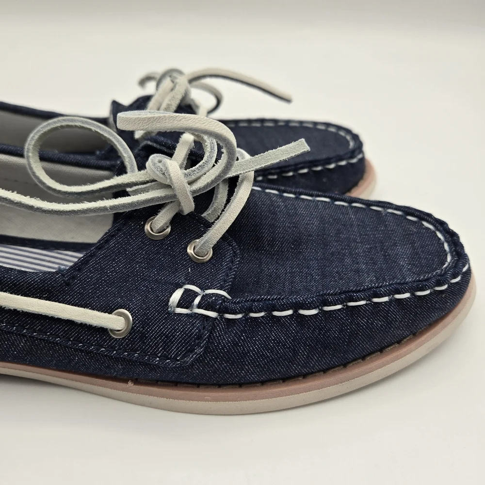 G.H. Bass & Co. Anchor Denim Navy Blue Slip On Loafers Shoes Womens Size 6.5